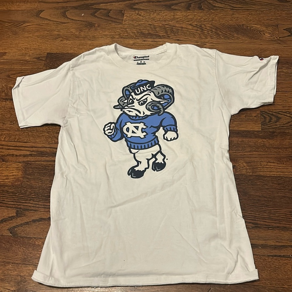 UNC Tar Heels Champion t-shirt
